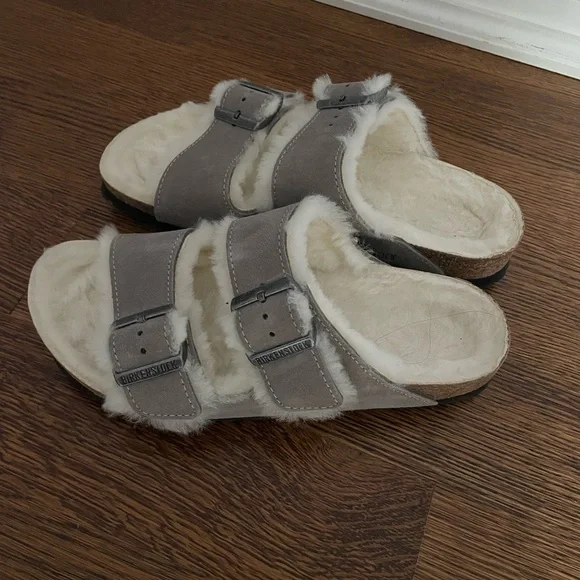 Birkenstock shearling grey Arizona sandals - Picture 2 of 4